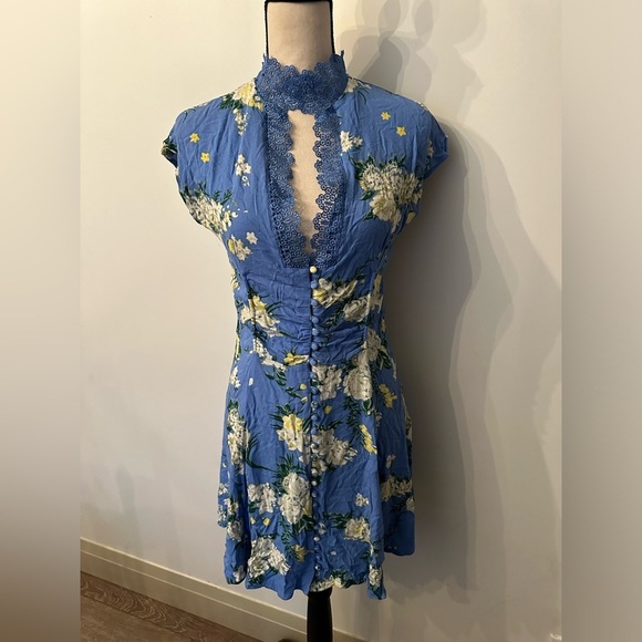 Free People blue Alora Floral print mini dress button front lace Sz 10 - Picture 3 of 8
